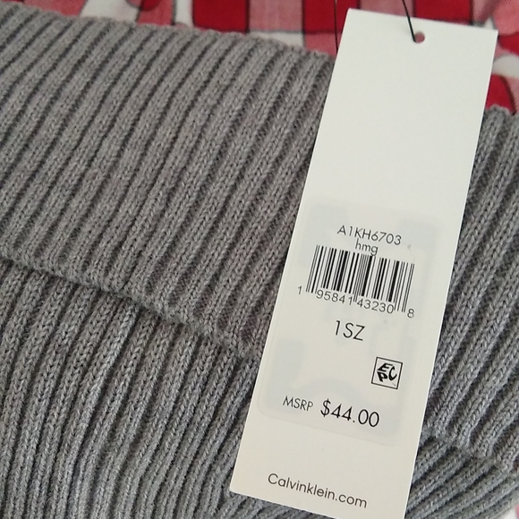 Calvin Klein Beanie - Picture 3 of 4